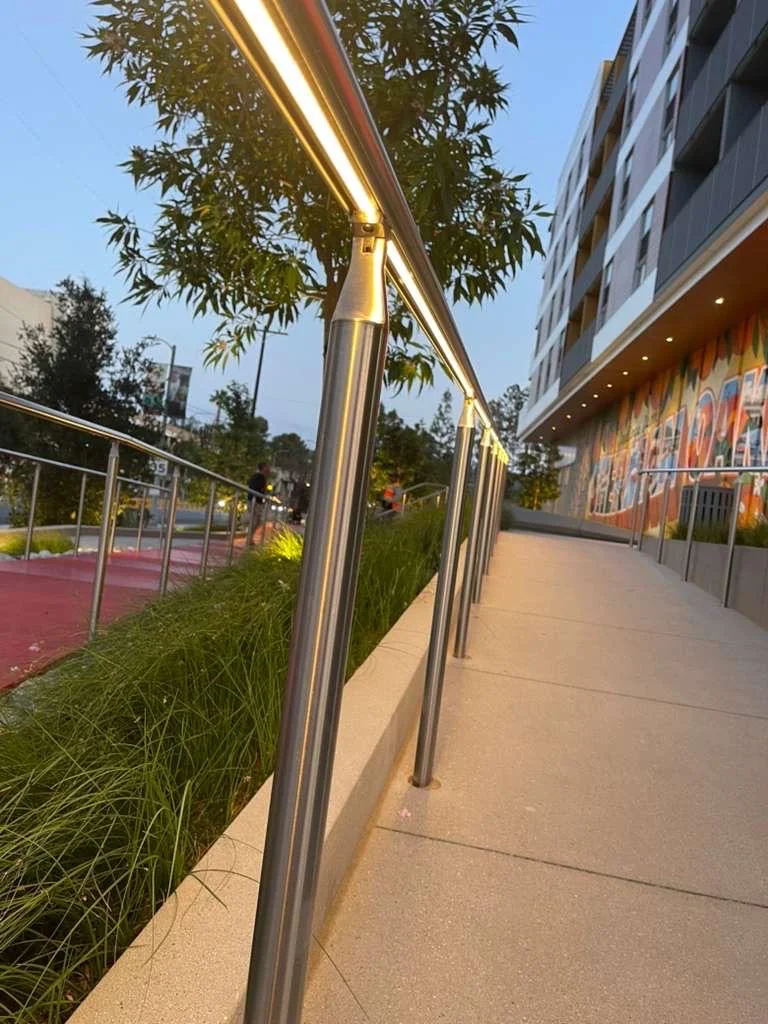 Commercial exterior lighting